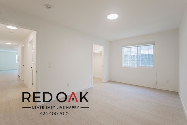 912 N Ridgewood Pl Unidad 2