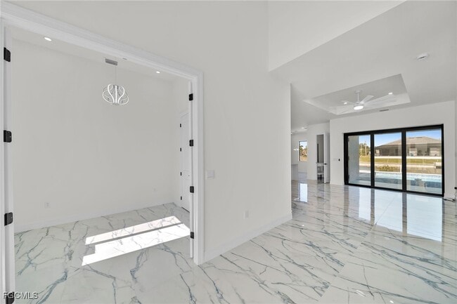 Photo - 2521 Diplomat Pkwy W