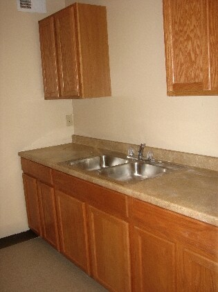 Photo - Landmark Apartments