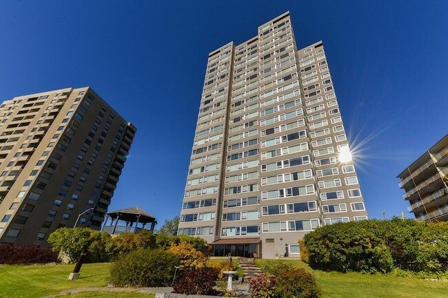 Photo - 10011 123 St NW Unit 1805