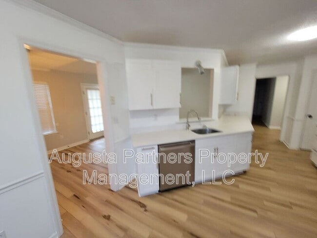 2312 Perot Dr
