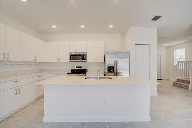 Photo - 2642 SE 24th St