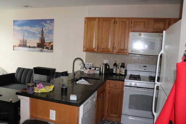 Photo - 90 Westland Ave