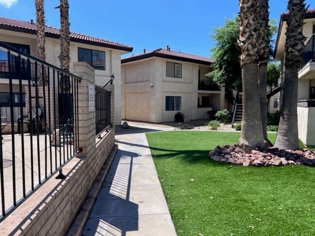 Photo - 2BB 2BA Condominium, Utilities Included Unidad 38