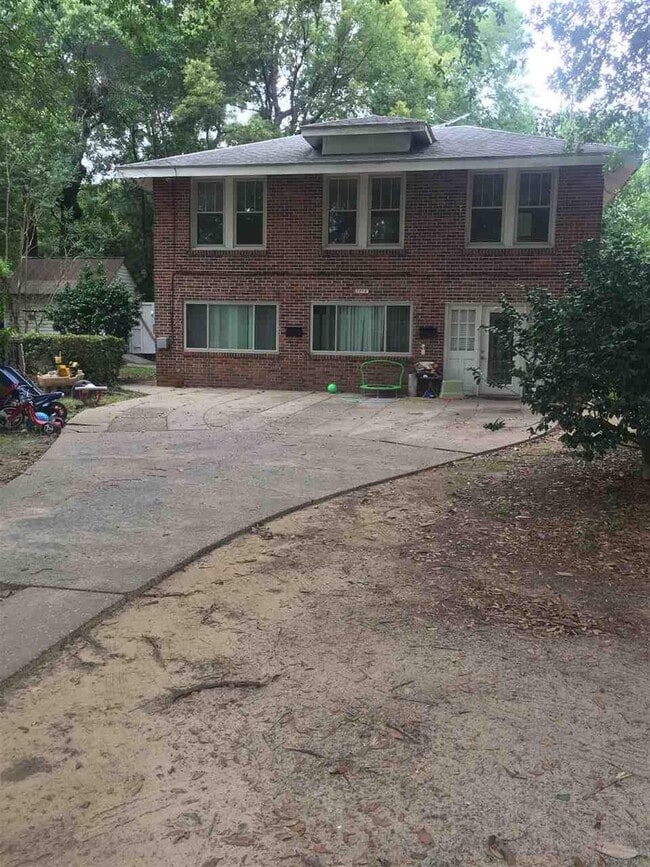Photo - 1612 E Maxwell St Casa