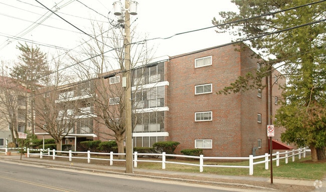 General Stark - Residences at Riverside