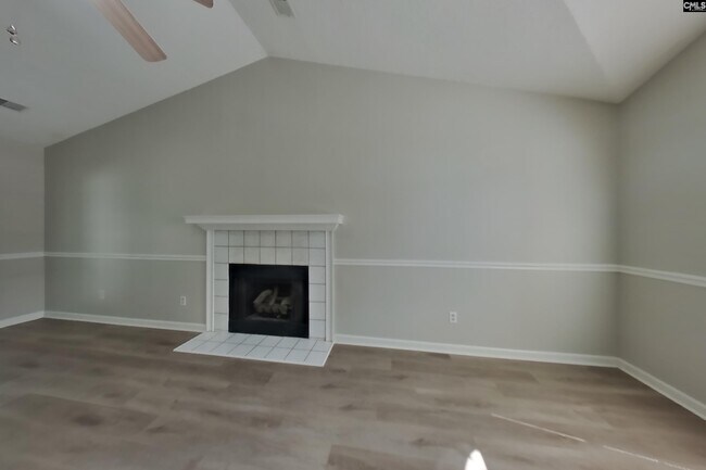 425 Northshore Ct