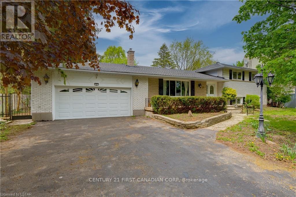 Photo - 28 Redford Rd
