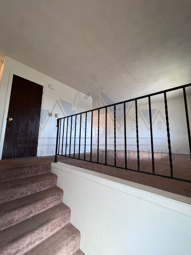 2 Bed 1.5 Bath Townhouse Style Apartment