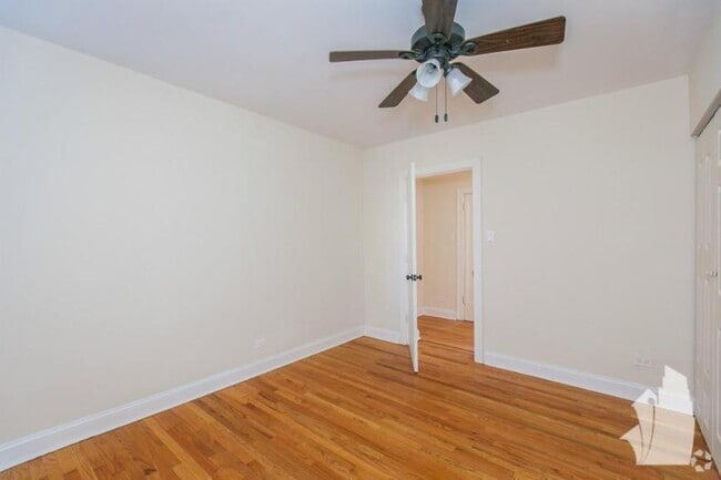 Building Photo - 1 bedroom in Chicago IL 60640 Unit 203 Rental