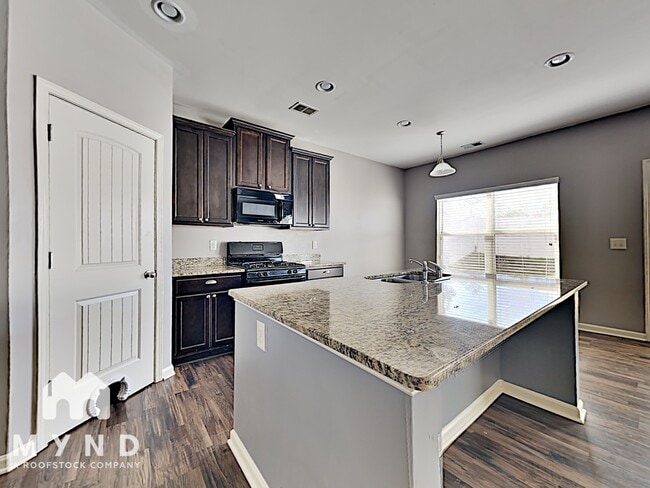 Photo - 280 Hill Crest Cir