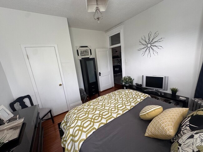 Photo - 40 Arbutus St Unit 3