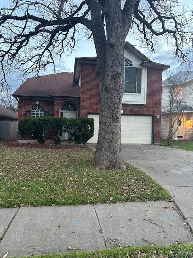 NICE 3 BEDROOM/2.5 BATHROOM HOME IN MILWOOD Rental House Rental in