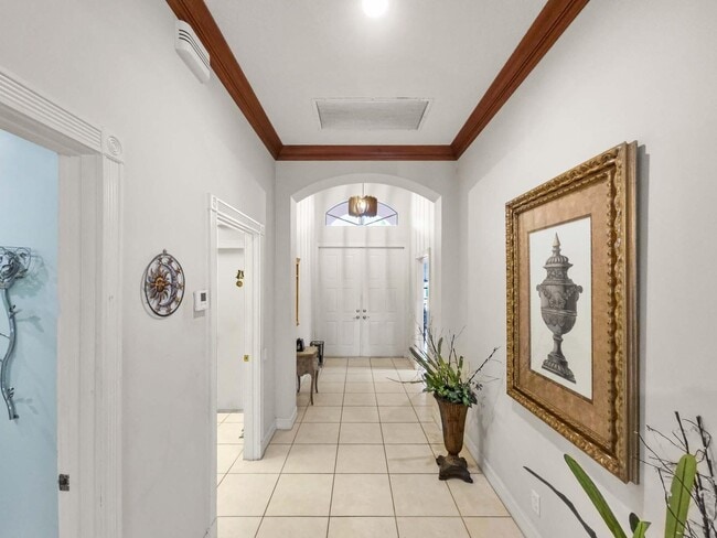 Photo - 5058 Glenville Dr