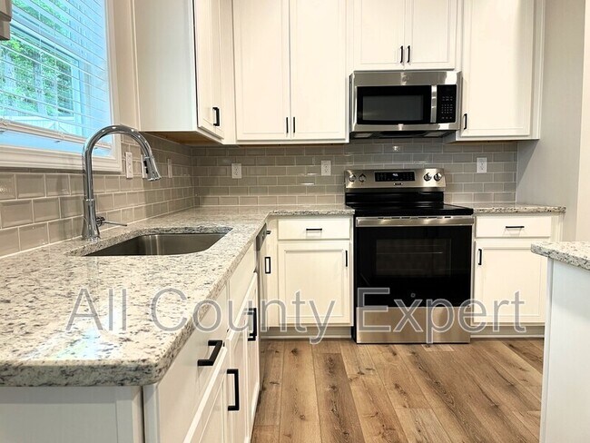 Photo - 414 Fox Crk Dr