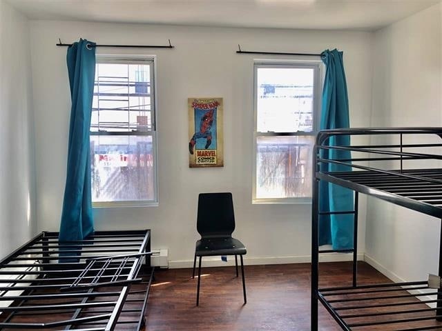 Building Photo - 435 Monmouth St Unit 2 Rental