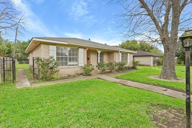 Photo - 8835 Martin Luther King Blvd