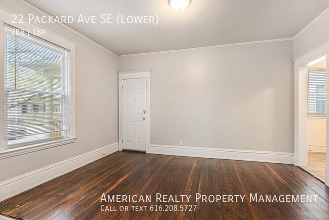 Photo - 22 Packard Ave SE