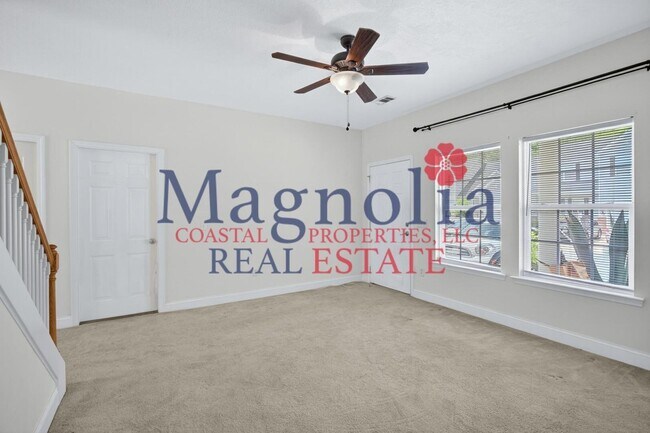 3 bedroom, 2 1/2 bathroom Townhome in Richmond Hill