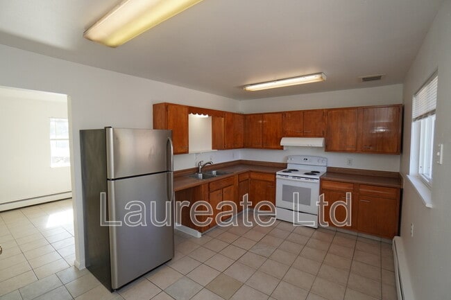 Photo - 641 Fraser St