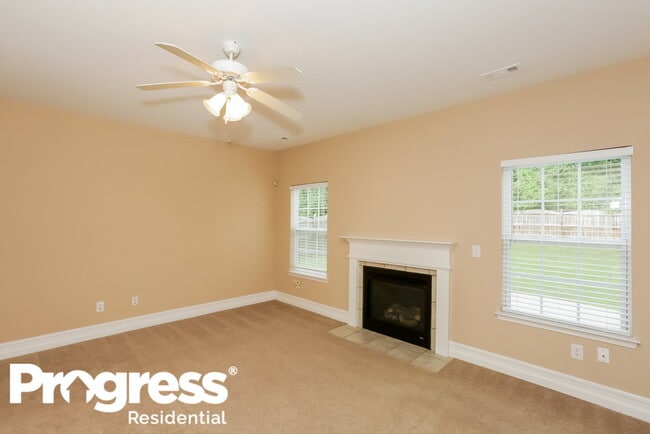 Photo - 3009 Streamlet Way