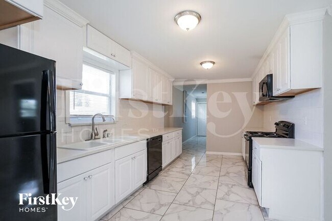 Photo - 202 E Jasmine Rd