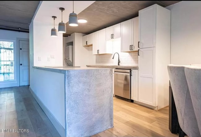 Photo - 542 Berlin Dr