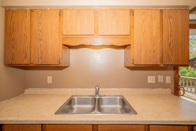 415 E Foster St Unit 3