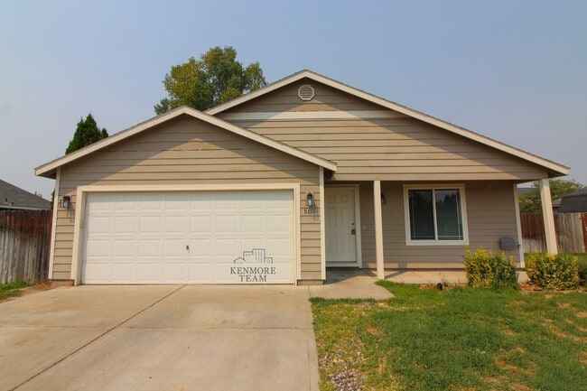 Building Photo - 3 Bedroom, 2 Bath Home in Pasco