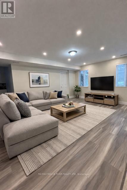 Photo - 283 3rd Crnrs