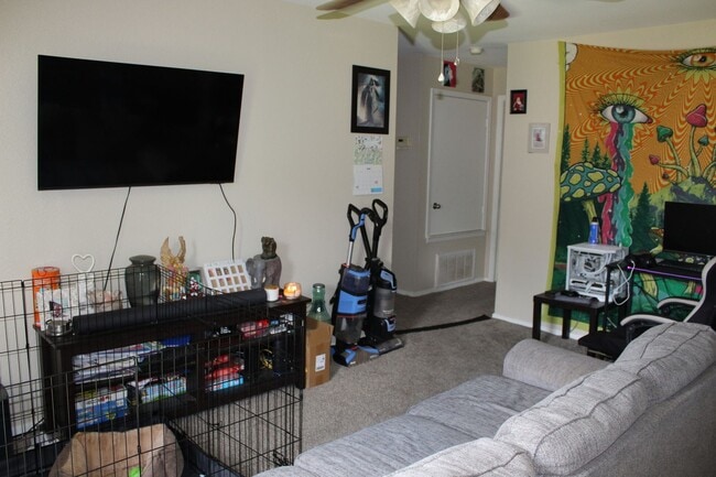 229 Craddock Ave Unit 229 Craddock - C
