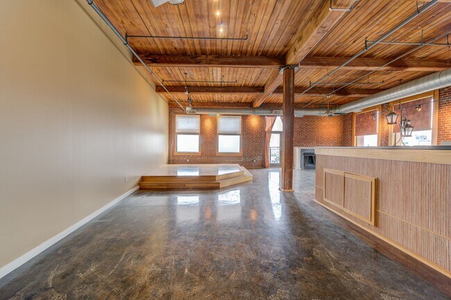 Photo - Huge Luxury 2 Story Condo with Private Roo... Unit 505