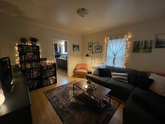 Photo - 3044 N Fratney St Unidad Lower