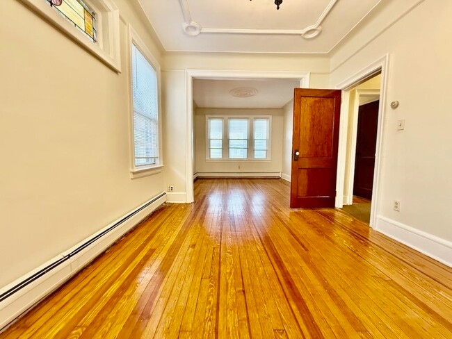 Photo - 315 Armstrong Ave Unidad 2