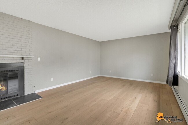 6500 E 10th Ave Unit 2