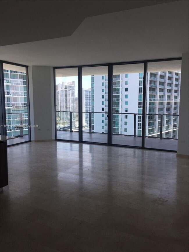 Photo - 68 SE 6th St Unit 2611