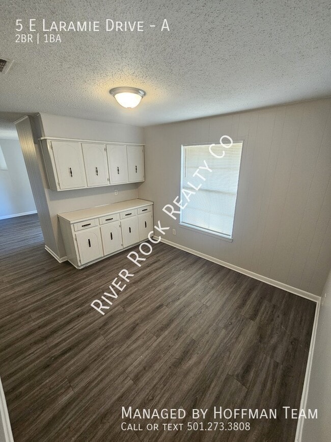 Photo - 5 E Laramie Dr Unit A
