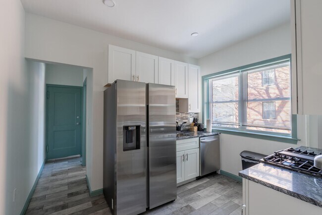 Photo - 100 Washington St