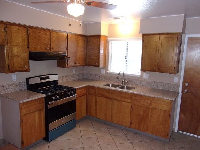 Photo - 793 W Nevada Cir