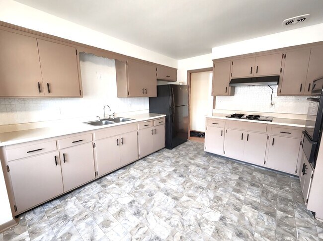 Photo - 4272 N 91st St Unit 4272