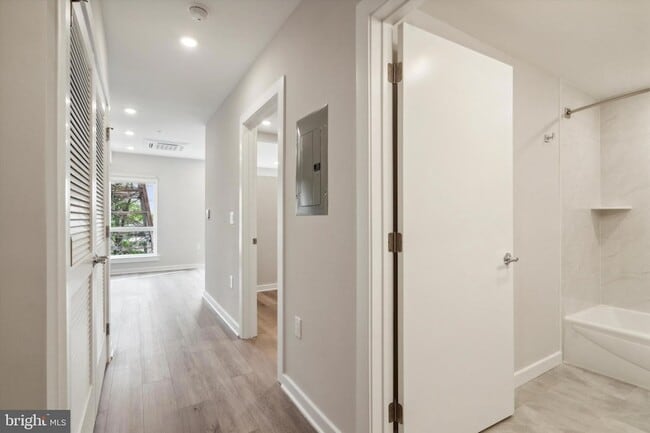 Photo - 3449 Scotts Ln Unit A406