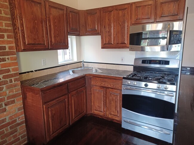 Photo - 268 Bond St Unit 268 Bond St.