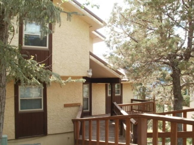 Large Townhome with Views of Sierra Blanca... - Large Townhome with Views of Sierra Blanca...