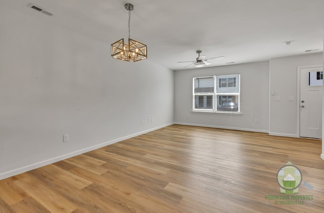 Photo - 8 Wofford Rd