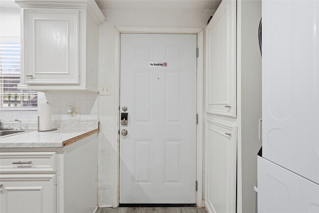 Photo - 2620 Delafield St Unit C