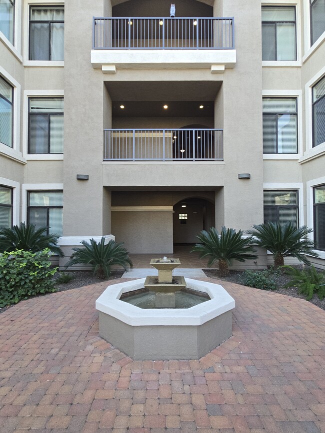 Photo - 11640 N Tatum Blvd Unit Aderra #1025