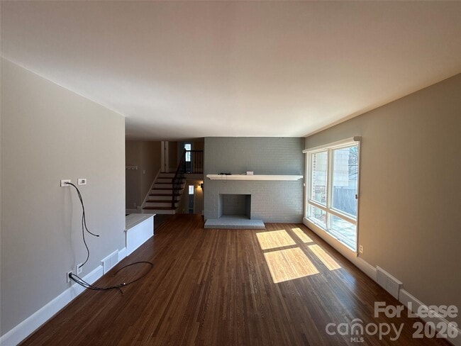 Photo - 2821 Sunset Dr