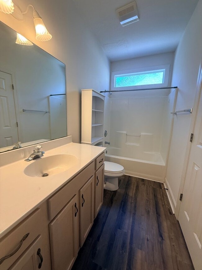 Photo - Spacious home in Flat Rock NC