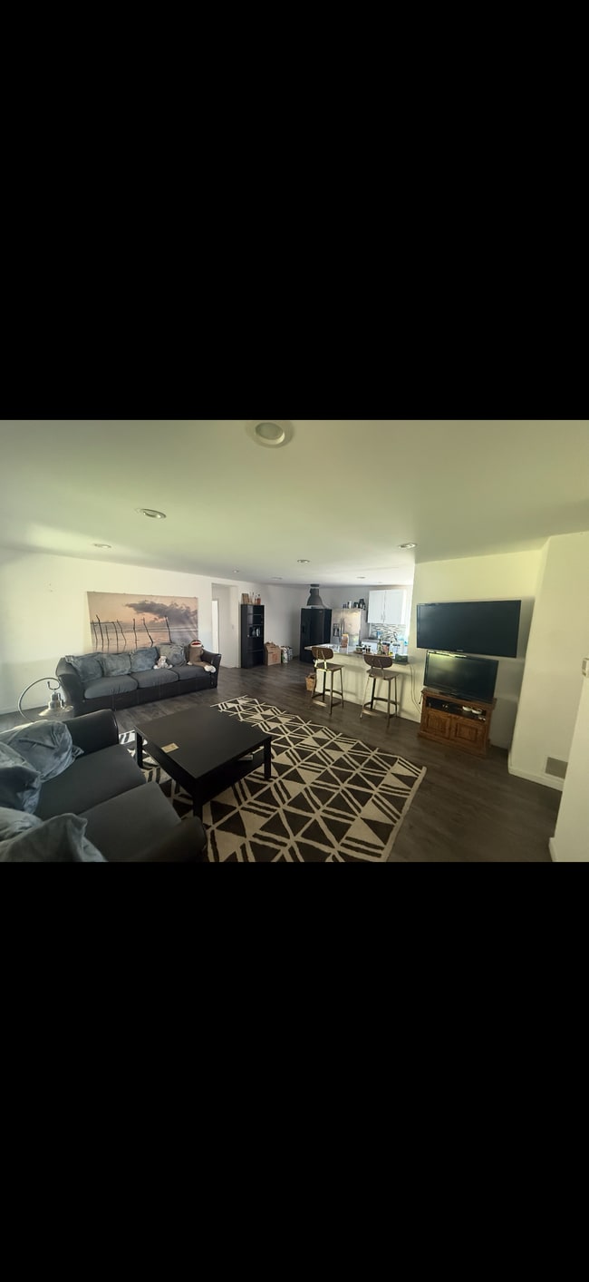 4975 Tierra Baja Way