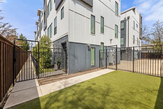 Photo - 4522 Deere St Unit 105